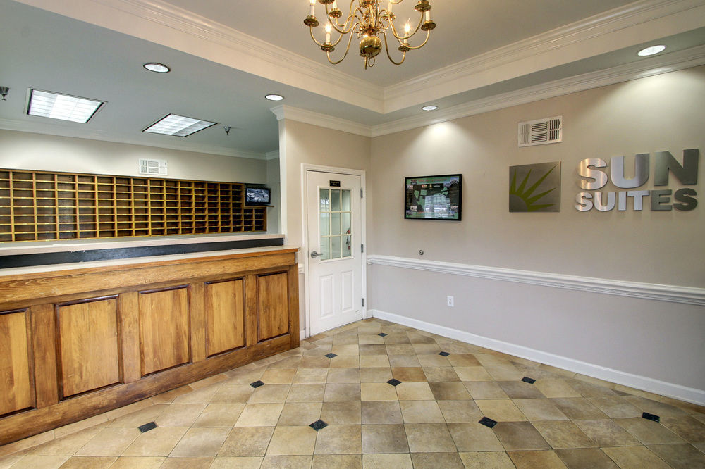 Intown Suites Extended Stay Raleigh Nc - Capital Blvd Екстер'єр фото